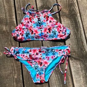 Two piece bikini set